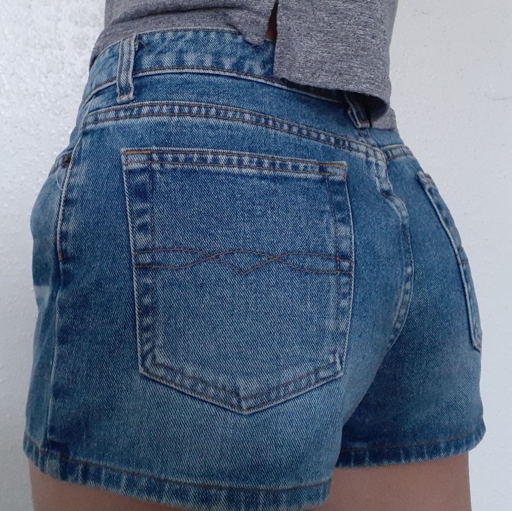Vintage Mom Shorts by LEI